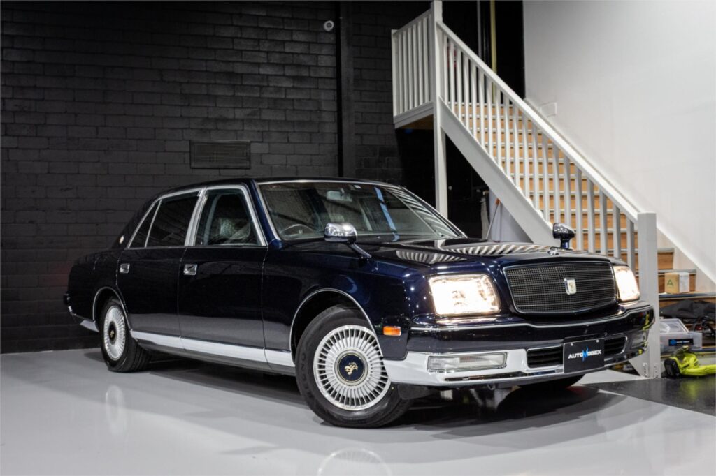 2007 TOYOTA CENTURY