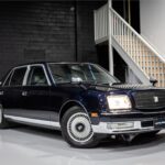 2007 TOYOTA CENTURY image 1