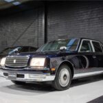2007 TOYOTA CENTURY image 3