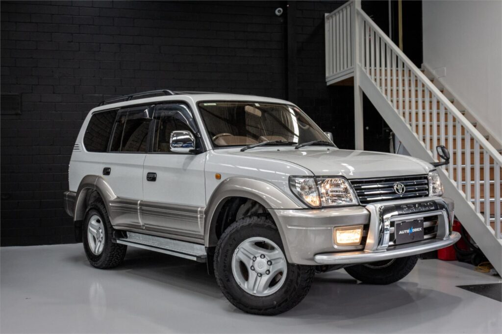 2000 TOYOTA LANDCRUISER PRADO