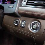 2012 TOYOTA CROWN Athlete image 11